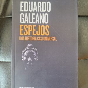 Espejos:una historia casi universal